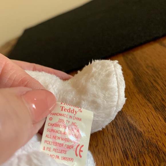 2000 TY Holiday Teddy, new in display case - Picture 5 of 6